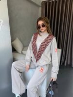 ست هودی کلاهدار شالدار و شلوار زنانه هرمس کرم (Hermes) مسترکوالیتی ترک